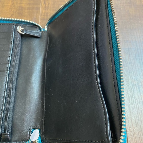 Marc Jacobs leather wristlet - Picture 4 of 12